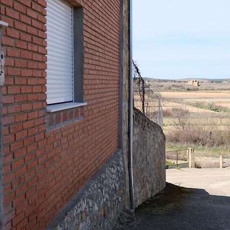 Lar Do Vento Apartment Calzadilla de Tera Luaran gambar
